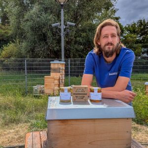 Honigernte mit Johannes